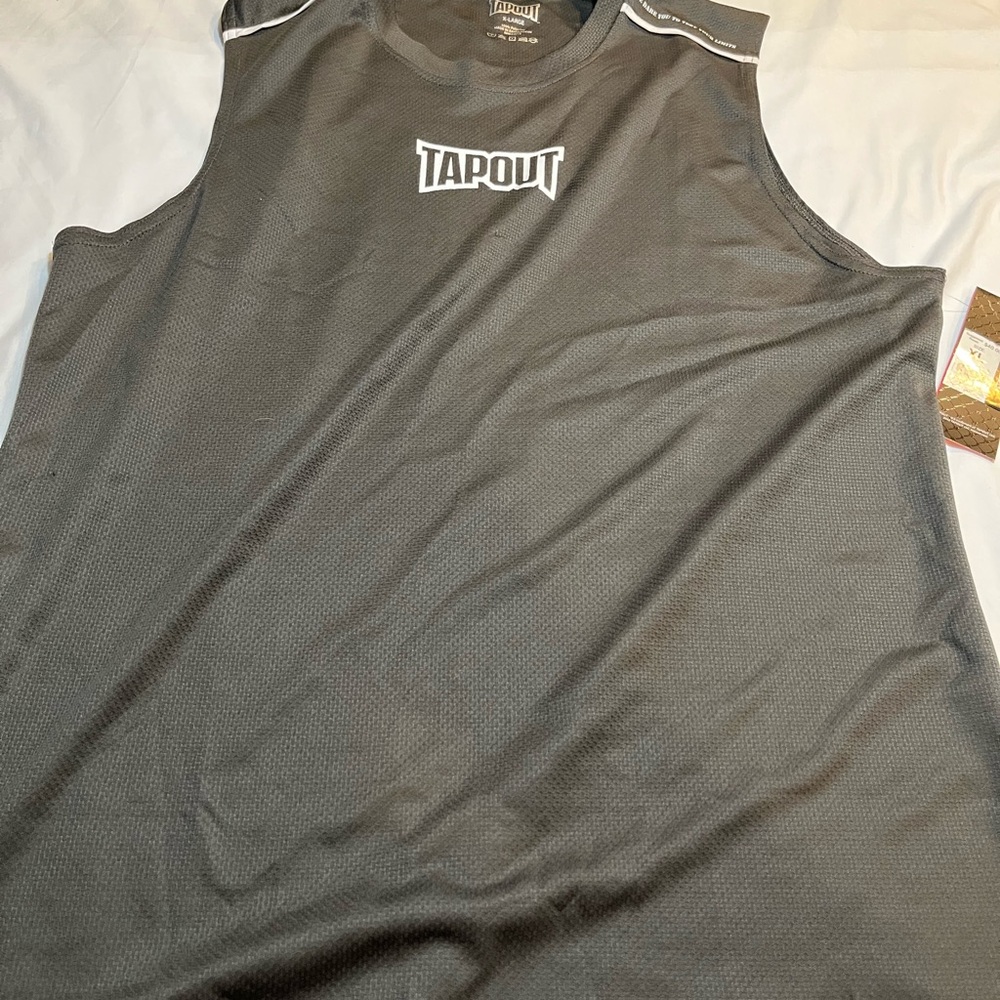 Mens TAPOUT Wrecking Crew tank top Shirt  Moisture in 3 sizes NWT